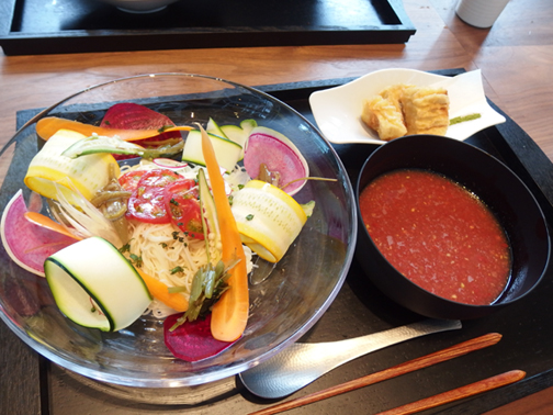 アボカドと豆腐と鶏
