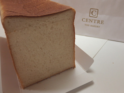 CENTREの食パンの断面