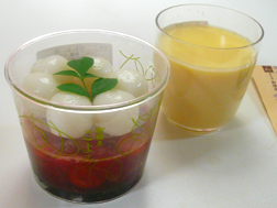 船橋屋こよみのいちご白玉