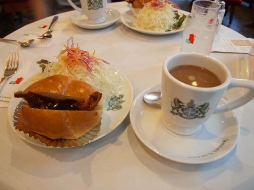 イノダコーヒ