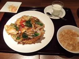ディナーセットの固焼きそば