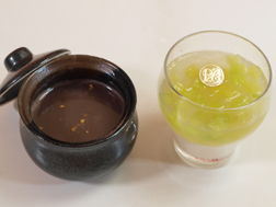 ペニンシュラの杏仁豆腐とおしるこ