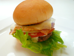 ベーコンエッグバーガー