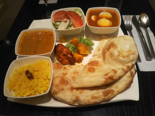 新丸の内ビルインドカレーRaj