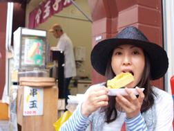 甘さ控えめの厚焼き玉子には、おろし醤油!
