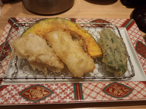 やまみ大手町の海の幸定食1200円