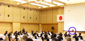 会場はホテル別館